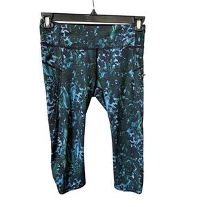 Lululemon Women's Size 6 Blue Floral Crop Leggings Running Yoga Capris
